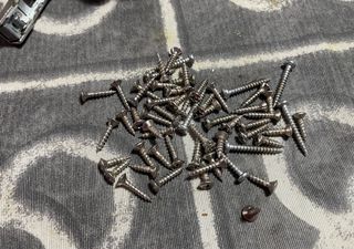 Bisagras para muebles