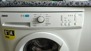 Lavadora Zanussi 6kg A+ Está fallando el panel