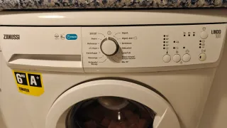 Lavadora Zanussi 6kg A+ Está fallando el panel