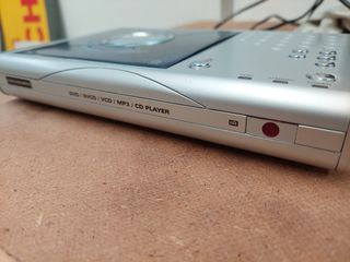 DVD/MP3/CD PLAYER