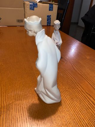 Belen Lladro. Rey Mago con Juguete