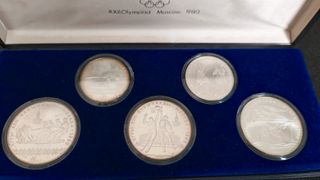 3,85 onzas  PLATA PURA JJOO MOSCÚ 1980 5 MONEDAS