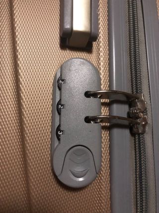Maleta Misiuss con combinación medidas 57 alto 42