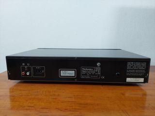 Technics Compact Disc Player SL-PG380A