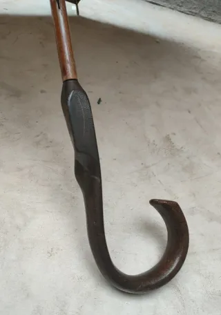 Ombrelli con manico in legno