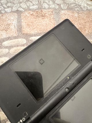 Nintendo DSi Negra + Call of Duty Black Ops