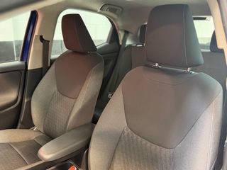 Toyota Yaris 120H Hybrid “ Garantía oficial “