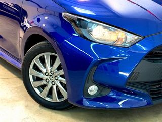 Toyota Yaris 120H Hybrid “ Garantía oficial “