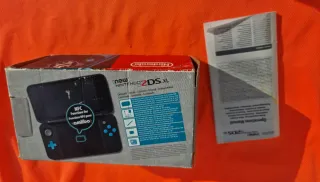 Scatola Console New Nintendo 2DS XL