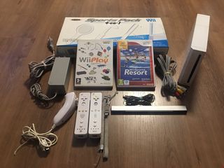 Nintendo Wii con 2 juegos y 2 mandos Revisada