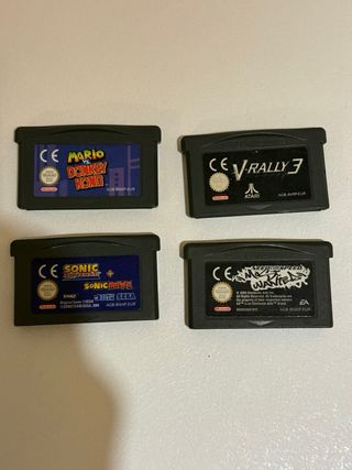 Game Boy Advance SP Roja y Plateada