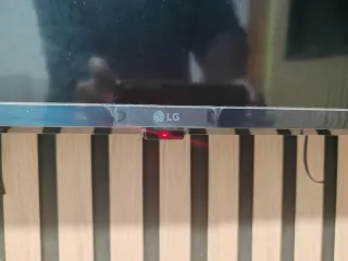 Smart TV LG 65" UHD 4K UT73