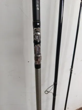 Daiwa Emblem Surf Hibrida