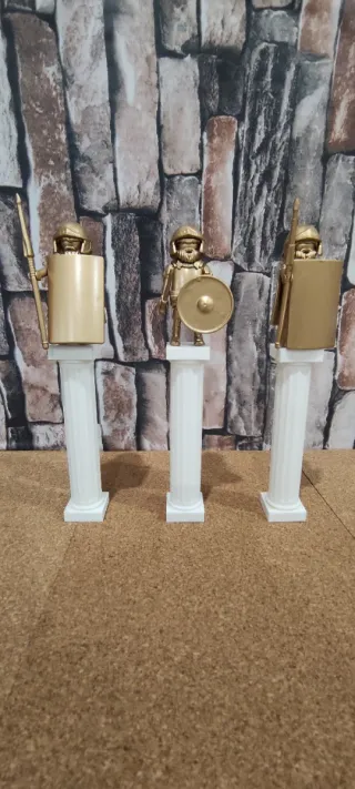 Columnas romanas custom doradas