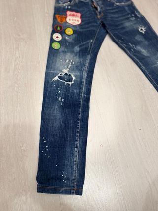 Jeans Dsquared2 con parches