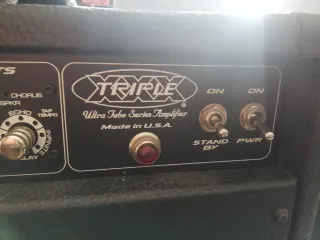 Amplificador Peavey Triple XXX Super 40 EFX