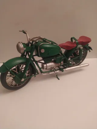 Moto Chapa Vintage Decorativa