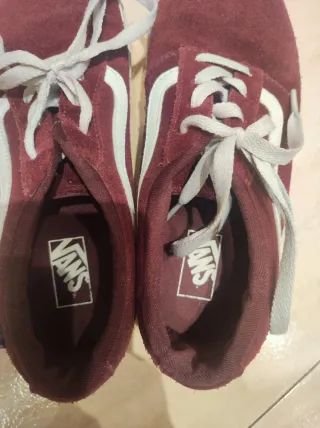 Zapatillas Vans Rojas y Blancas