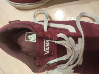 Zapatillas Vans Rojas y Blancas