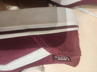 Zapatillas Vans Rojas y Blancas