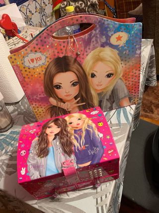 Joyería y archivador Top Model