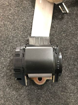 Cinto trás esquerdo VW Golf IV de 1998 a 2004