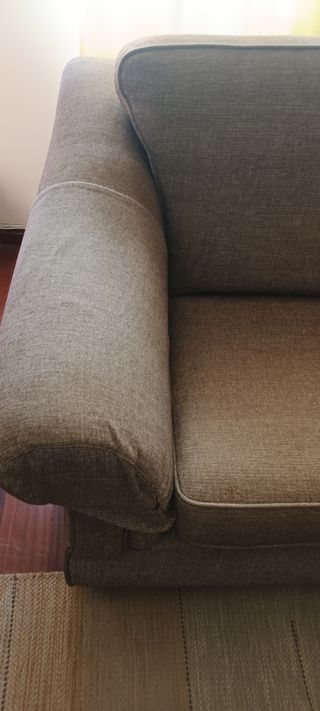 Sofá de 3 lugares em tecido bege/castanho