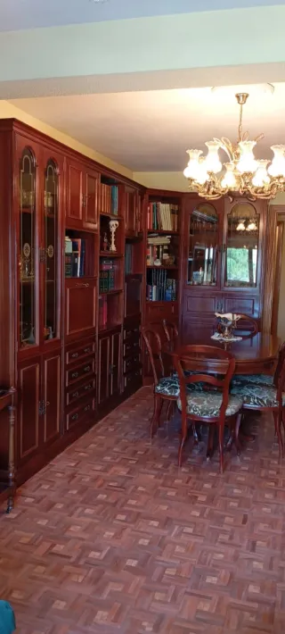 Conjunto Mueble Salón madera maciza, mesa,6 sillas