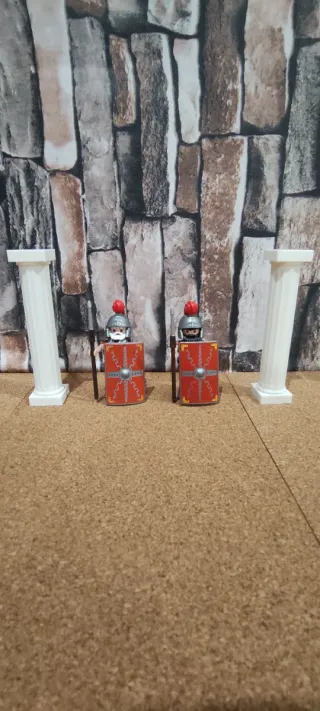 Romanos Playmobil con columnas impresa en tres d