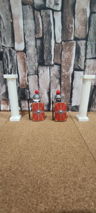 Romanos Playmobil con columnas impresa en tres d