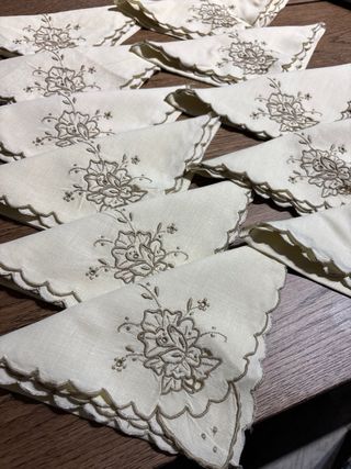 10 Guardanapos Linho Bordados à Mão