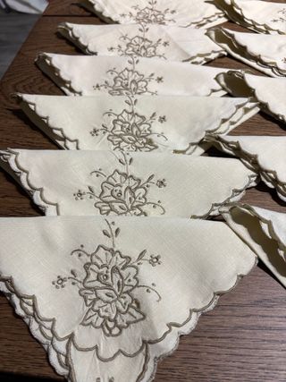 10 Guardanapos Linho Bordados à Mão