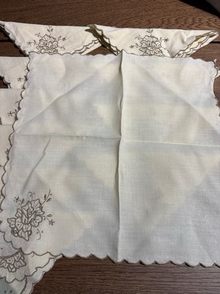 10 Guardanapos Linho Bordados à Mão