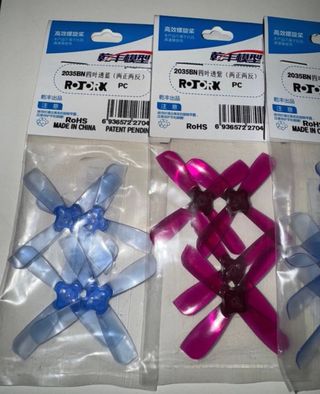 Hélices GENFAN 2035 FPV (Azul, Rosa, Roxo)