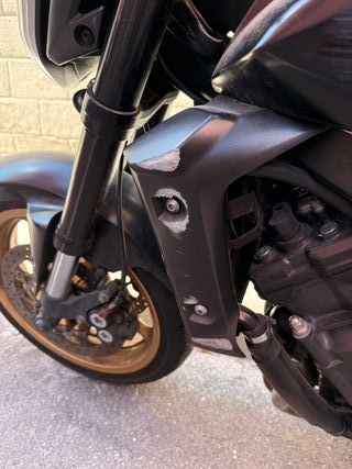 Moto Yamaha FZ1 para respuesto o reparación