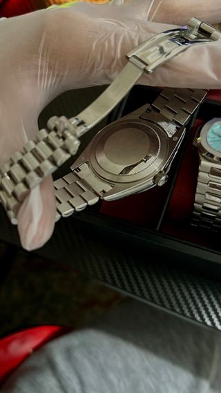 Rolex Day-Date 40 President Oro Blanco Ice Blue