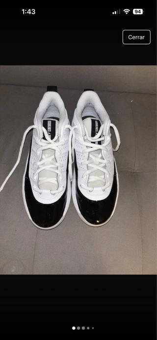 Zapatillas Jordan Blancas y Negras