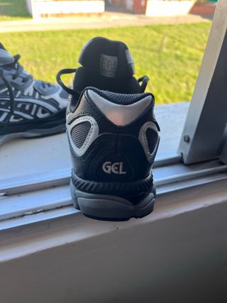 Zapatillas deportivas ASICS negras