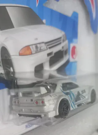Hot Wheels Nissan Skyline GT-R R32 Godzilla
