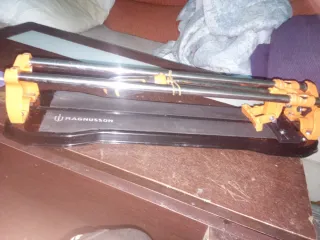 Cortadora de azulejo MAGNUSSON