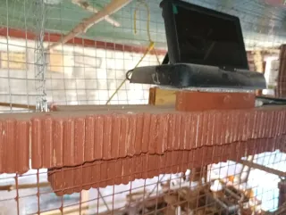 Jaula artesanal para pájaros