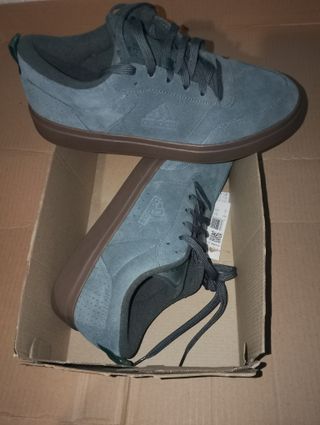 Zapatillas Adidas JP5310 Verde/Marrón