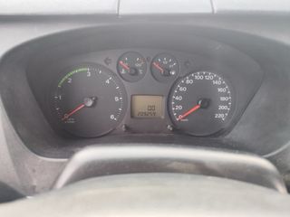 Ford E-Transit Courier 2008