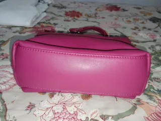 Bolso Parfois Fucsia medidas 25x15