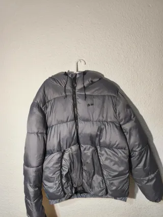 Plumífero gris Pull&Bear