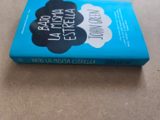 Libro BAJO LA MISMA ESTRELLA