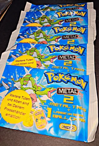 Lotto 5 pacchi Pokémon Metal Tags