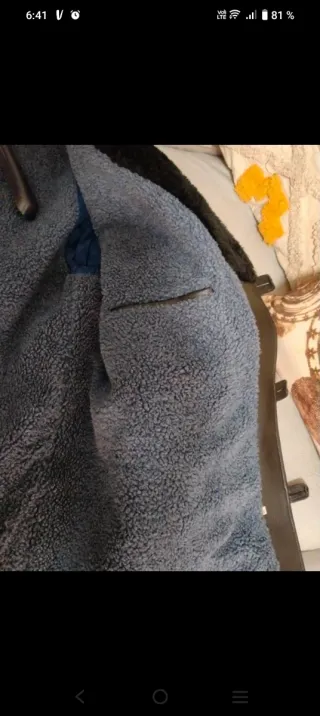 Abrigo de hombre negro con forro