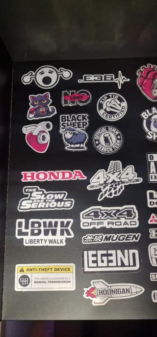 Autocolantes Carro Vinil Glossy 1€ Unidade