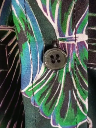 Camisa LASSERRE Estampado Botellas Perfume